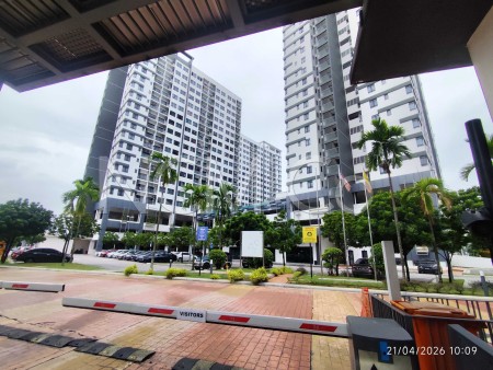 Apartment For Auction at The Greens (Residensi Hijauan) @ Subang West