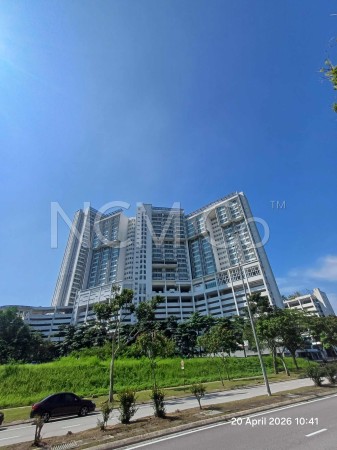 Apartment For Auction at Garden Plaza