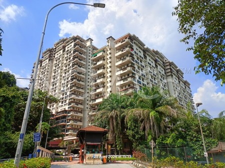 Condo For Auction at Armanee Condominium