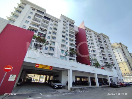 Apartment For Auction at D'Larkin Residence