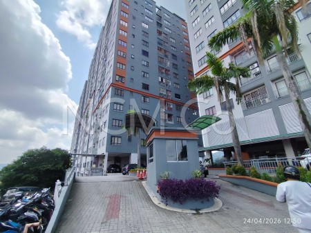 Apartment For Auction at Glenview Villa