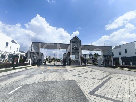 Terrace House For Auction at Eco Forest