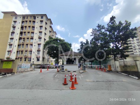 Apartment For Auction at Seri Ixora Apartment