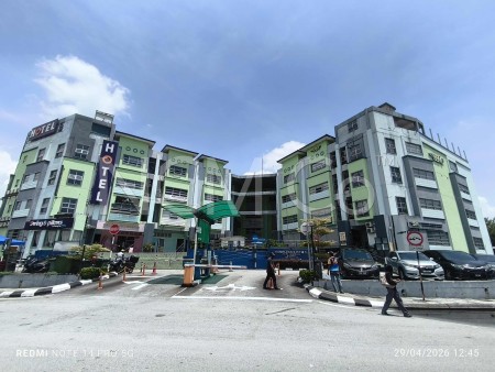Office For Auction at Kompleks KPPMS