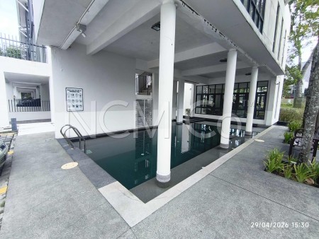 Terrace House For Auction at Crescent Park