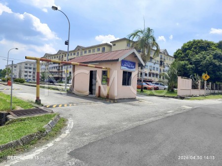 Apartment For Auction at Las Palmas