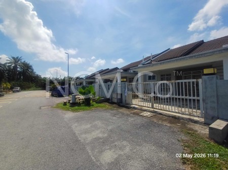 Terrace House for Auction