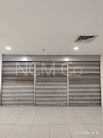 Shop For Auction at Prangin Mall