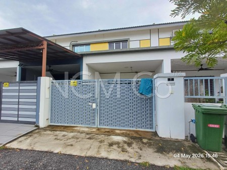 Terrace House For Auction at Alamanda Parklands