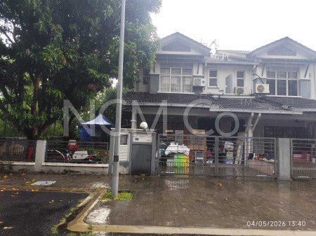 Terrace House For Auction at Section 7