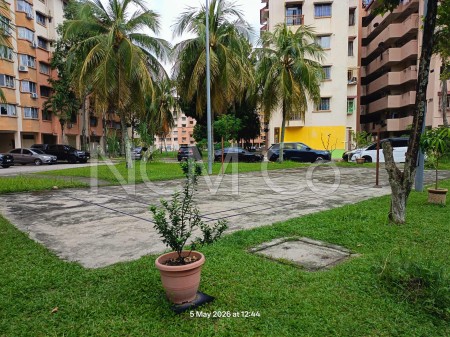 Apartment for Auction
