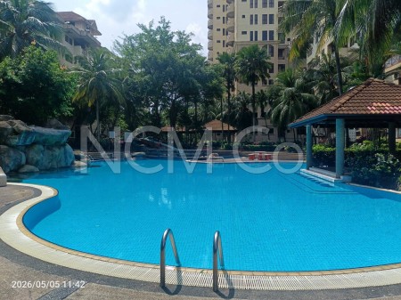 Condo for Auction