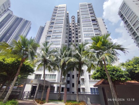 Condo For Auction at Villa Wangsamas