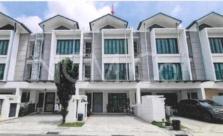 Terrace House For Auction at Andira Park