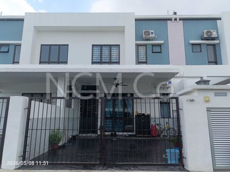 Terrace House For Auction at Taman Tasik Senangin