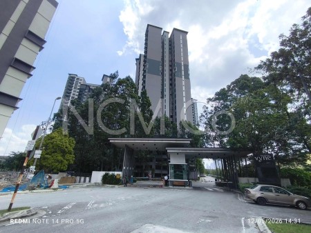 Condo For Auction at The Vyne