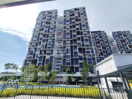 Condo For Auction at The Parque Residences