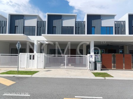Terrace House For Auction at Hijayu 2