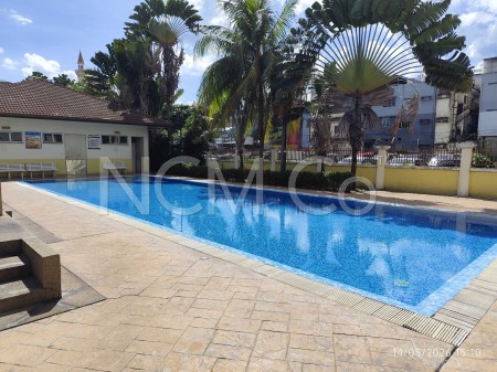 Condo For Auction at Casa Prima