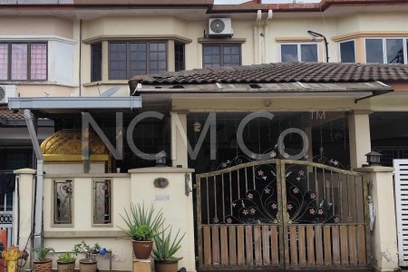 Terrace House For Auction at Taman Sentosa