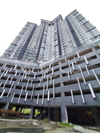 SOHO For Auction at Kenwingston Square Garden