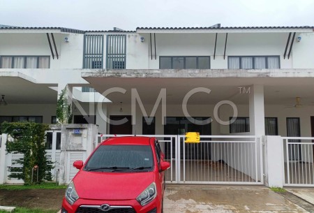 Terrace House For Auction at Hijayu 2
