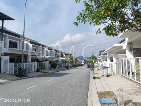 Terrace House for Auction