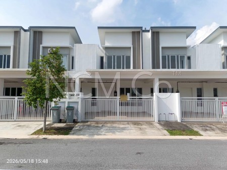 Terrace House For Auction at Bayu Sutera