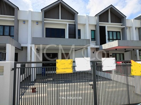 Terrace House For Auction at Alam Impian