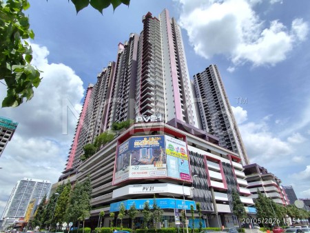Serviced Residence For Auction at Platinum Lake PV21