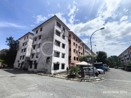 Apartment For Auction at Pangsapuri Baiduri
