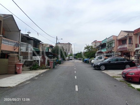 Terrace House for Auction