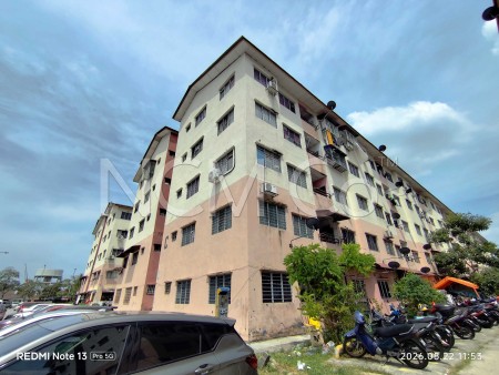 Flat For Auction at Taman Pendamar Indah 2
