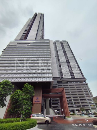 Condo For Auction at The Harmony