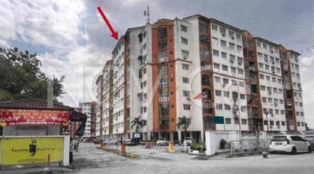 Apartment For Auction at Impian Sentosa