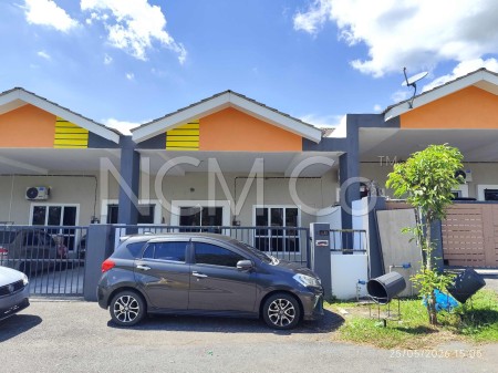 Terrace House For Auction at Taman Larah Aman