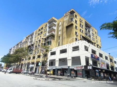 Apartment For Auction at Taman Terbilang
