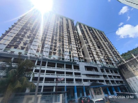 Apartment For Auction at Sri Ivory Apartment
