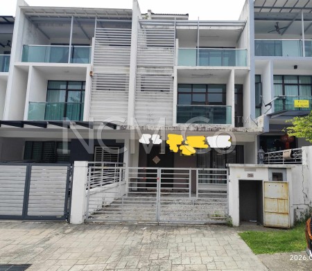 Terrace House For Auction at Pangsapuri Damai Utama