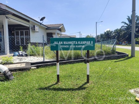 Terrace House for Auction