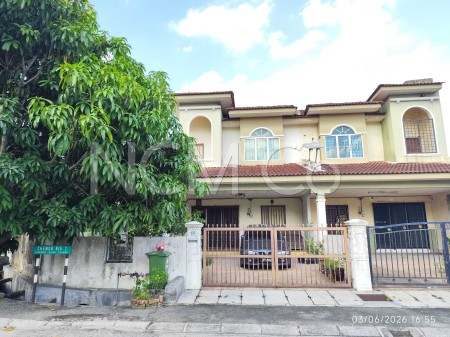 Terrace House for Auction