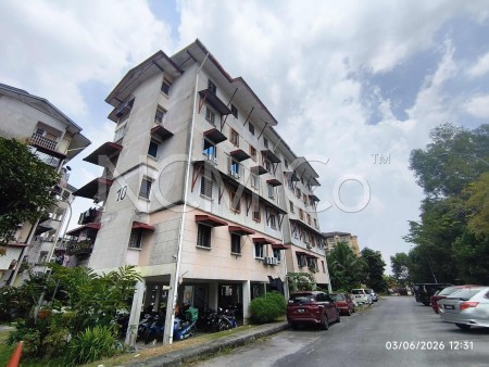 Apartment For Auction at Pangsapuri Teratai
