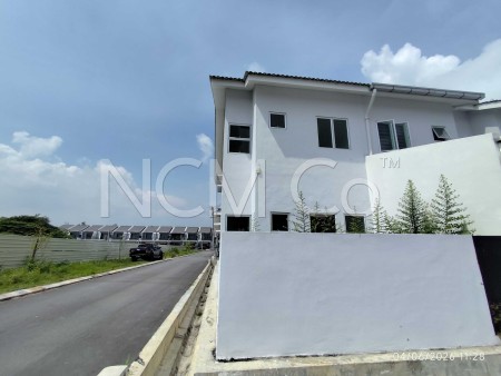 Terrace House for Auction