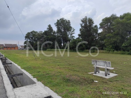 Terrace House for Auction
