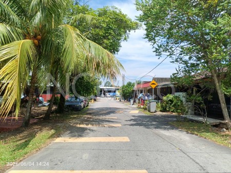 Terrace House for Auction