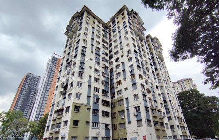 Apartment For Auction at Taman Seri Murni