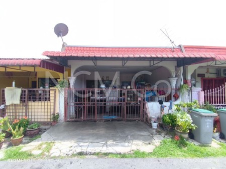 Terrace House For Auction at Taman Awana Indah