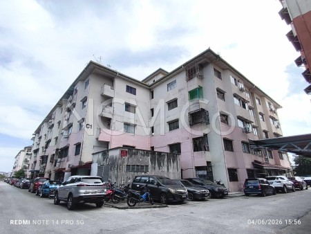 Apartment For Auction at Pangsapuri Seri Proton
