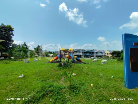 Terrace House for Auction