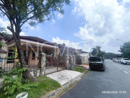 Terrace House for Auction